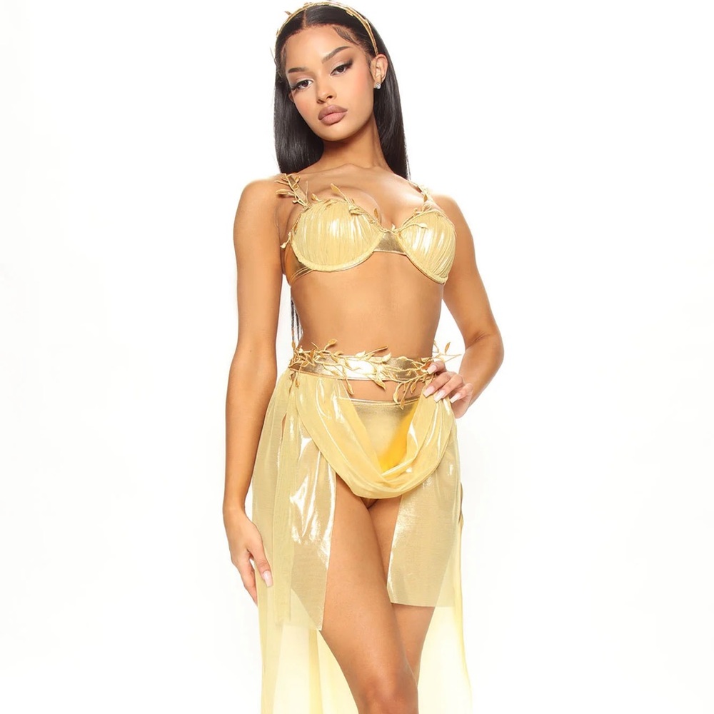 Goddess costume